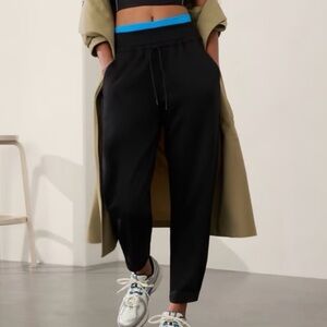 Athleta Allure Jogger - Black